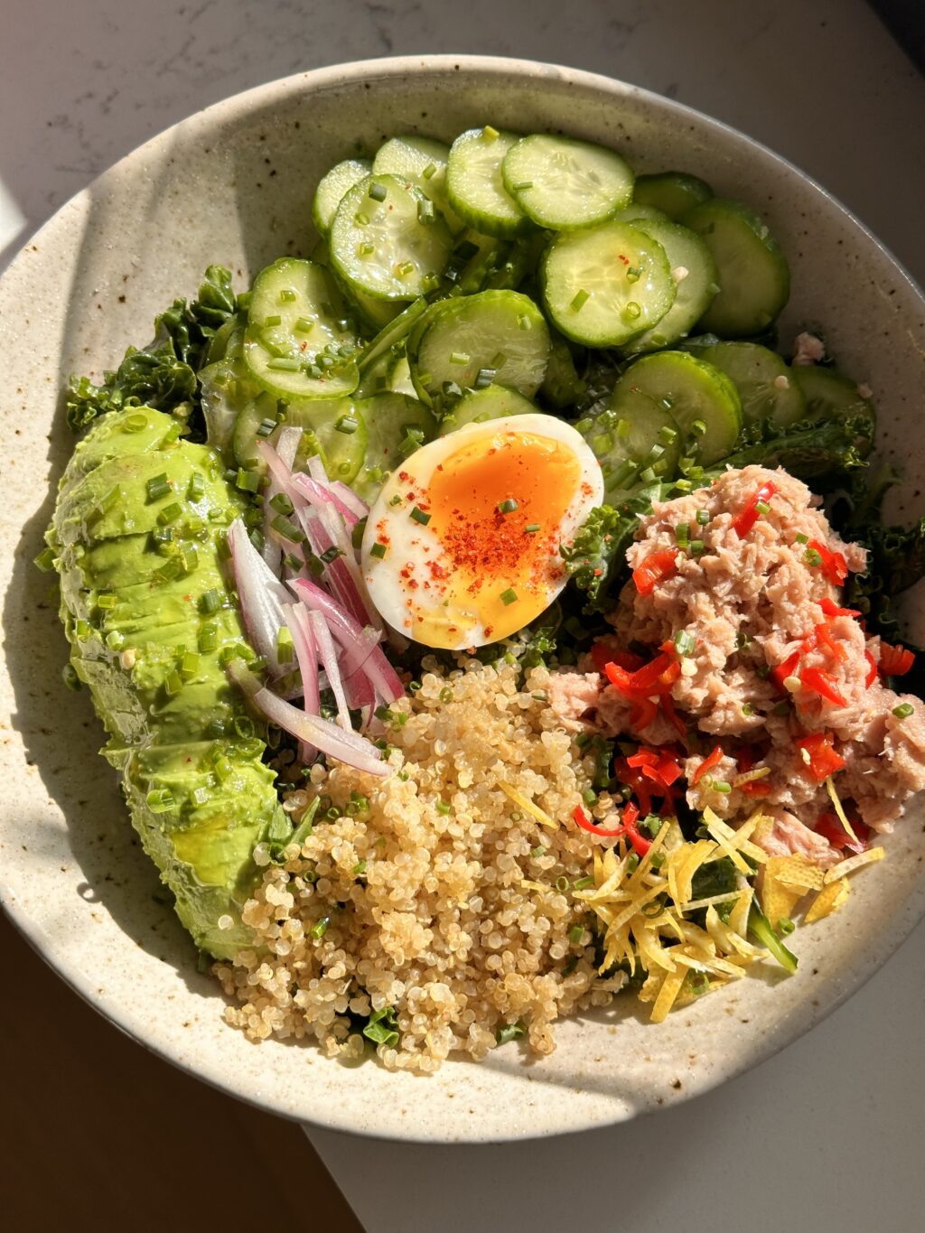 healthy and easy tuna salad bowl